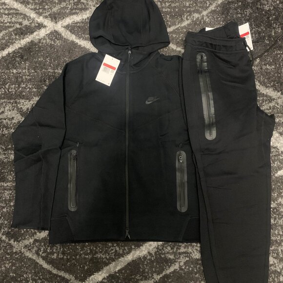 Nike Tech Fleece Tracksuit Men's Large - Picture 1 of 4